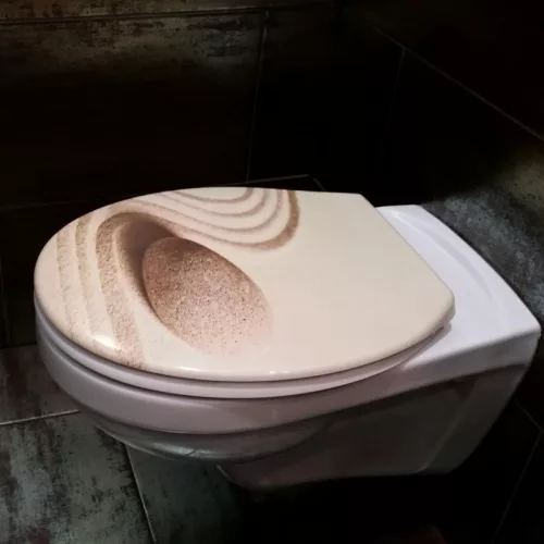 WC tető kő mintás | P-F