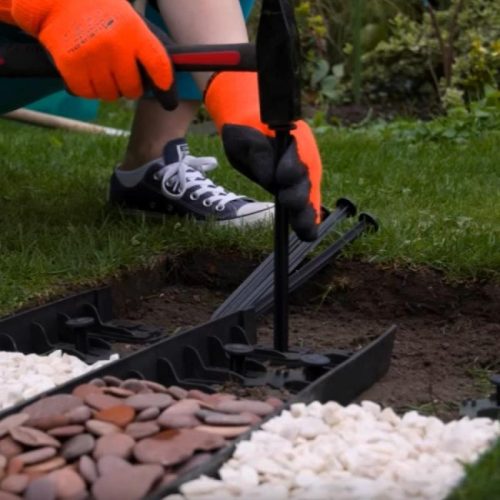 Fekete színű kerti szegély 1 m*80 mm